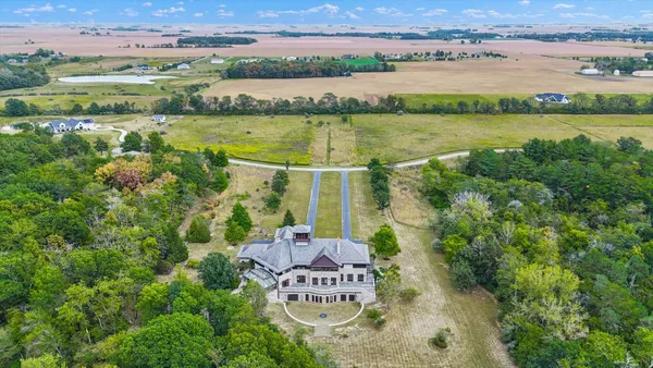 $2,875,000 | 2633 Private Access 424 East, Mahomet, IL 61853