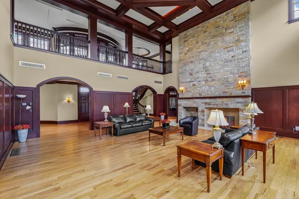 $2,875,000 | 2633 Private Access 424 East, Mahomet, IL 61853