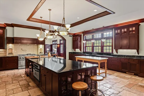 $2,875,000 | 2633 Private Access 424 East, Mahomet, IL 61853