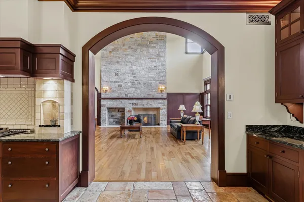 $2,875,000 | 2633 Private Access 424 East, Mahomet, IL 61853