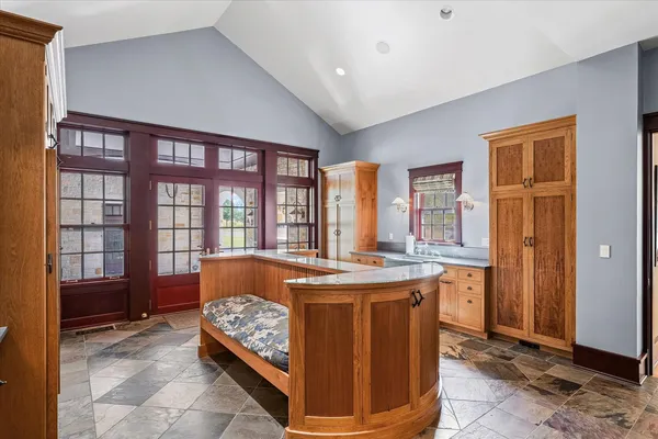 $2,875,000 | 2633 Private Access 424 East, Mahomet, IL 61853