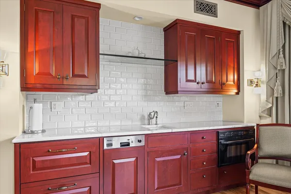 $2,875,000 | 2633 Private Access 424 East, Mahomet, IL 61853