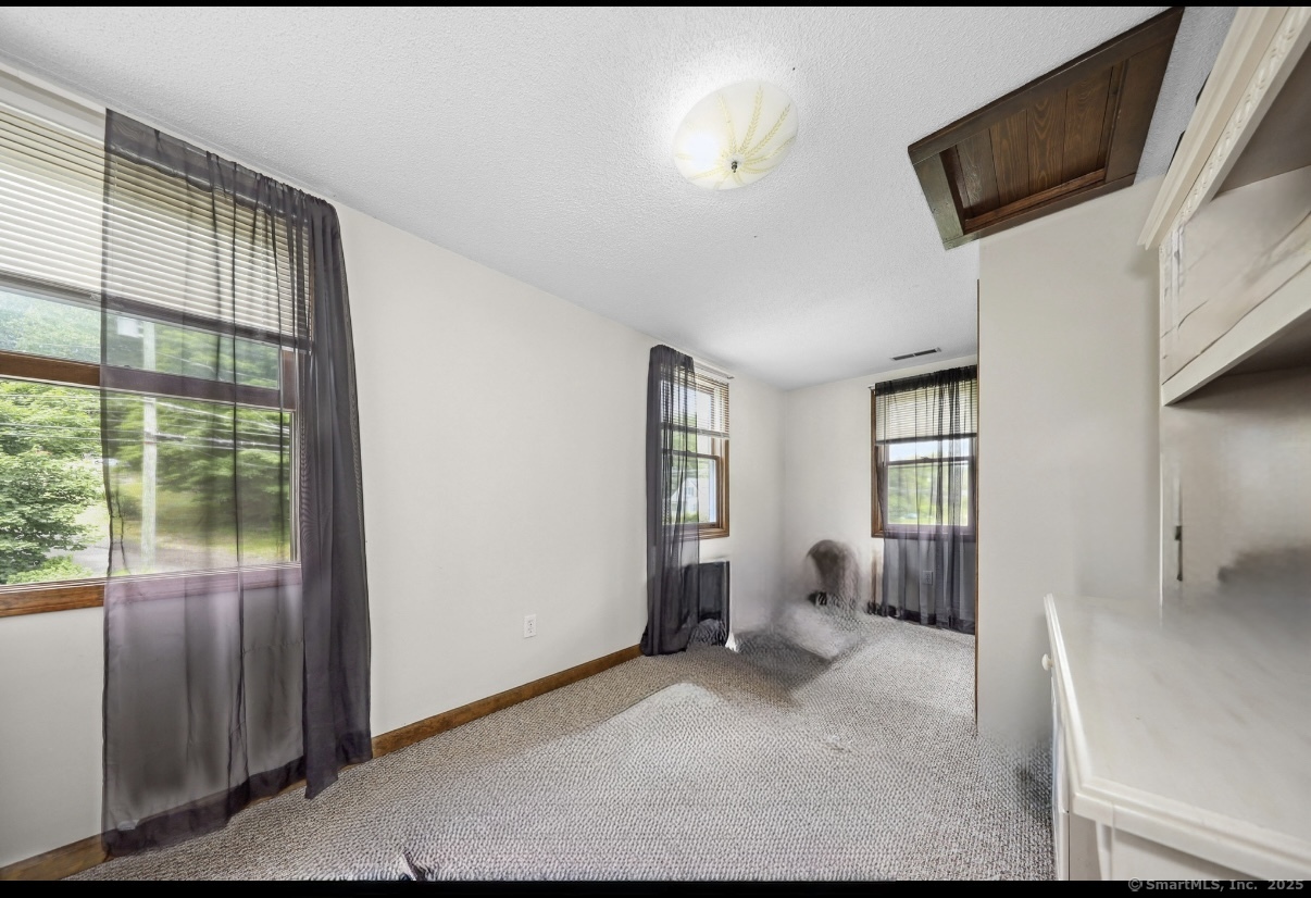 136 Reynolds Bridge Road Thomaston, CT 06787 - Photo 13 of 14