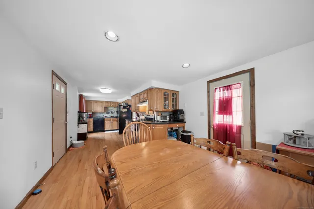 $2,500 | 136 Reynolds Bridge Road, Thomaston, CT 06787