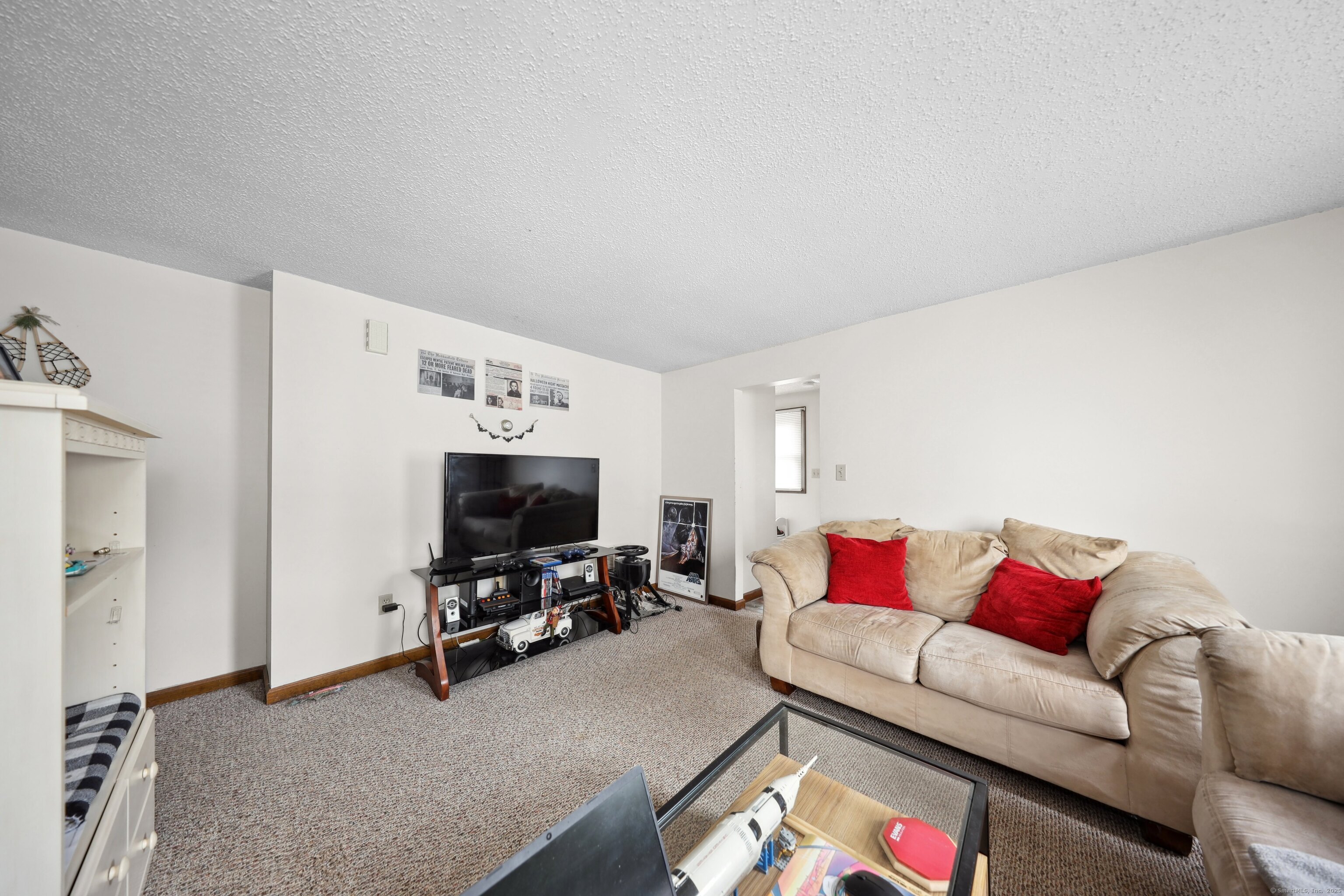 136 Reynolds Bridge Road Thomaston, CT 06787 - Photo 7 of 14