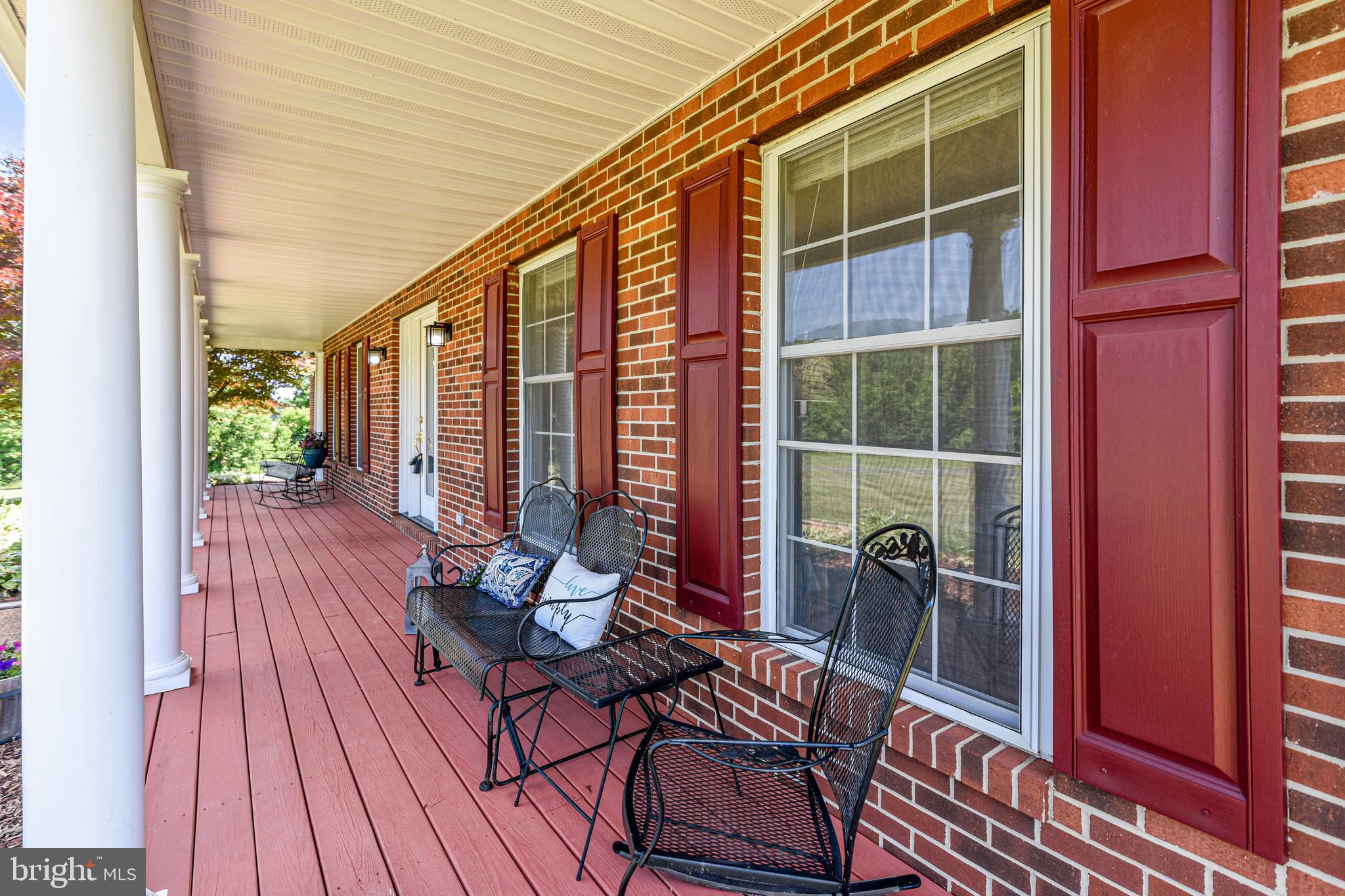 34383 Williams Gap Road Round Hill, VA 20141 - Photo 7 of 103 Morning coffee or afternoon delight?