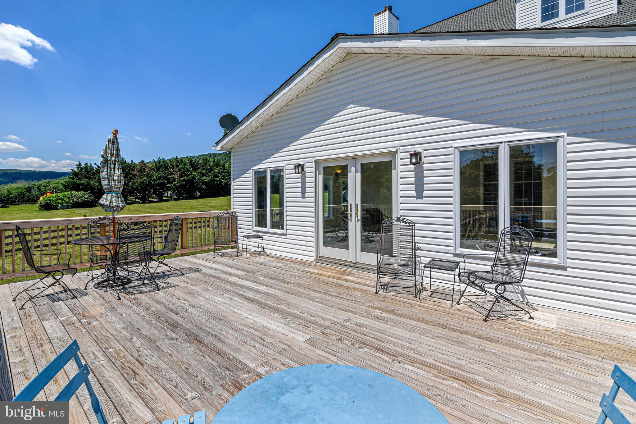 34383 Williams Gap Road Round Hill, VA 20141 - Photo 71 of 103 Large Deck