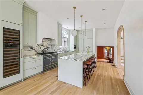 $1,425,000 | 201 Bellaire Drive, New Orleans, LA 70124