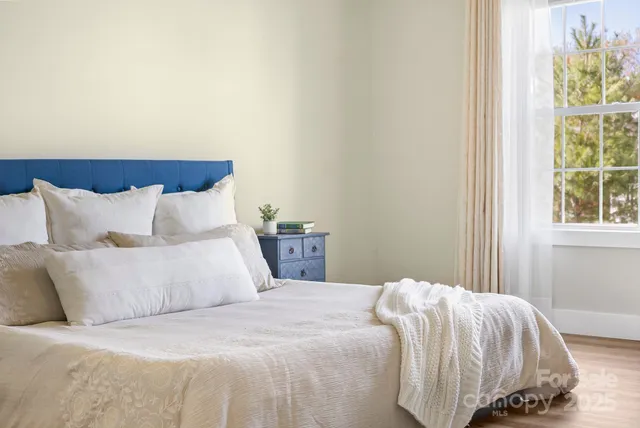 $439,000 | 457 Riverwind Drive, Hendersonville, NC 28739