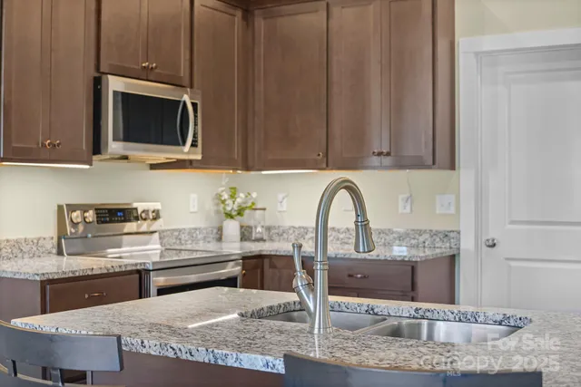 $439,000 | 457 Riverwind Drive, Hendersonville, NC 28739