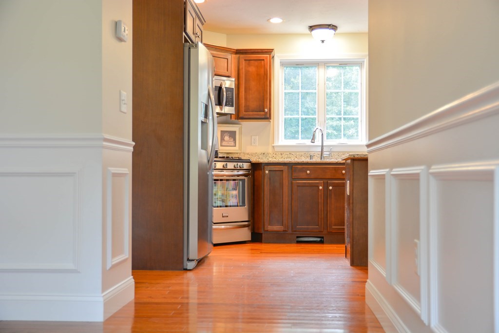 172 Fitchburg Road Townsend, MA 01469 - Photo 15 of 33