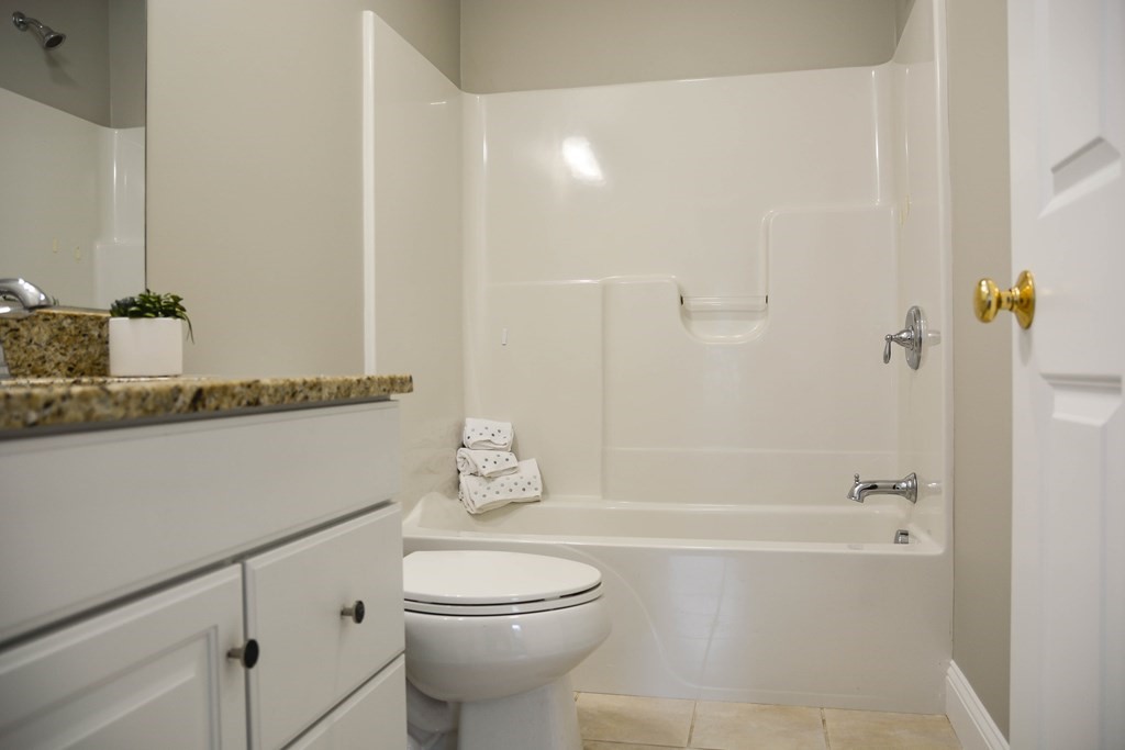 172 Fitchburg Road Townsend, MA 01469 - Photo 26 of 33