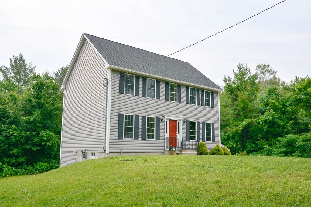 172 Fitchburg Road Townsend, MA 01469 - Photo 4 of 33