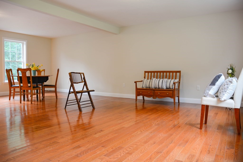 172 Fitchburg Road Townsend, MA 01469 - Photo 9 of 33