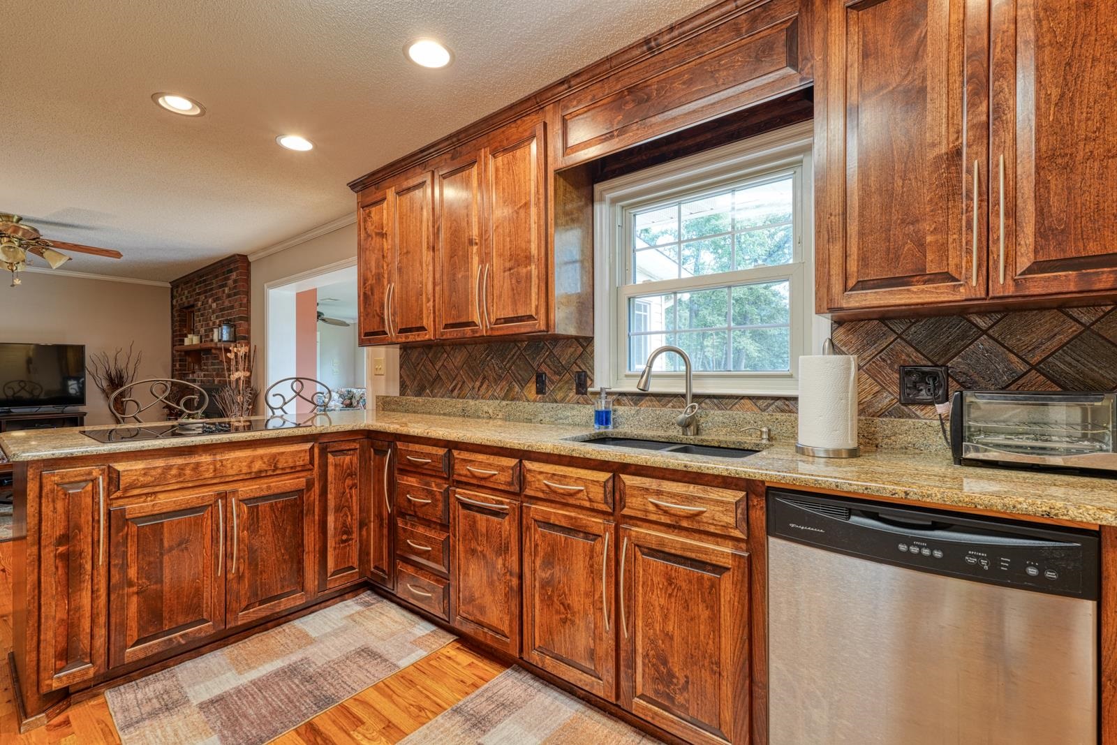 151 State Rd S-42-7424 Inman, SC 29349 - Photo 6 of 38