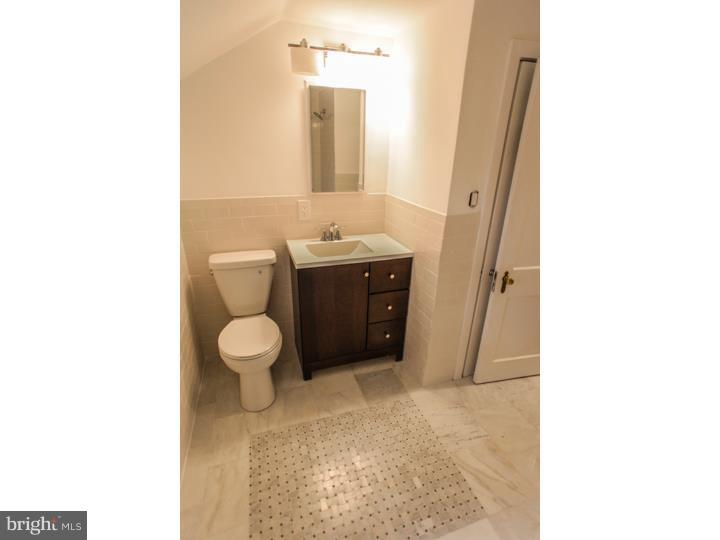 648 Bridle Road Glenside, PA 19038 - Photo 20 of 25 Bathroom