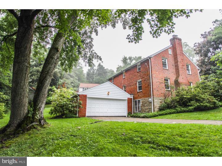 648 Bridle Road Glenside, PA 19038 - Photo 25 of 25 Driveway