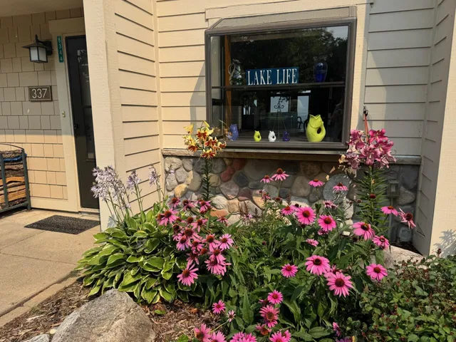 $299,900 | 8344 Tuxedo Road, Unit 337, Onamia, MN 56359
