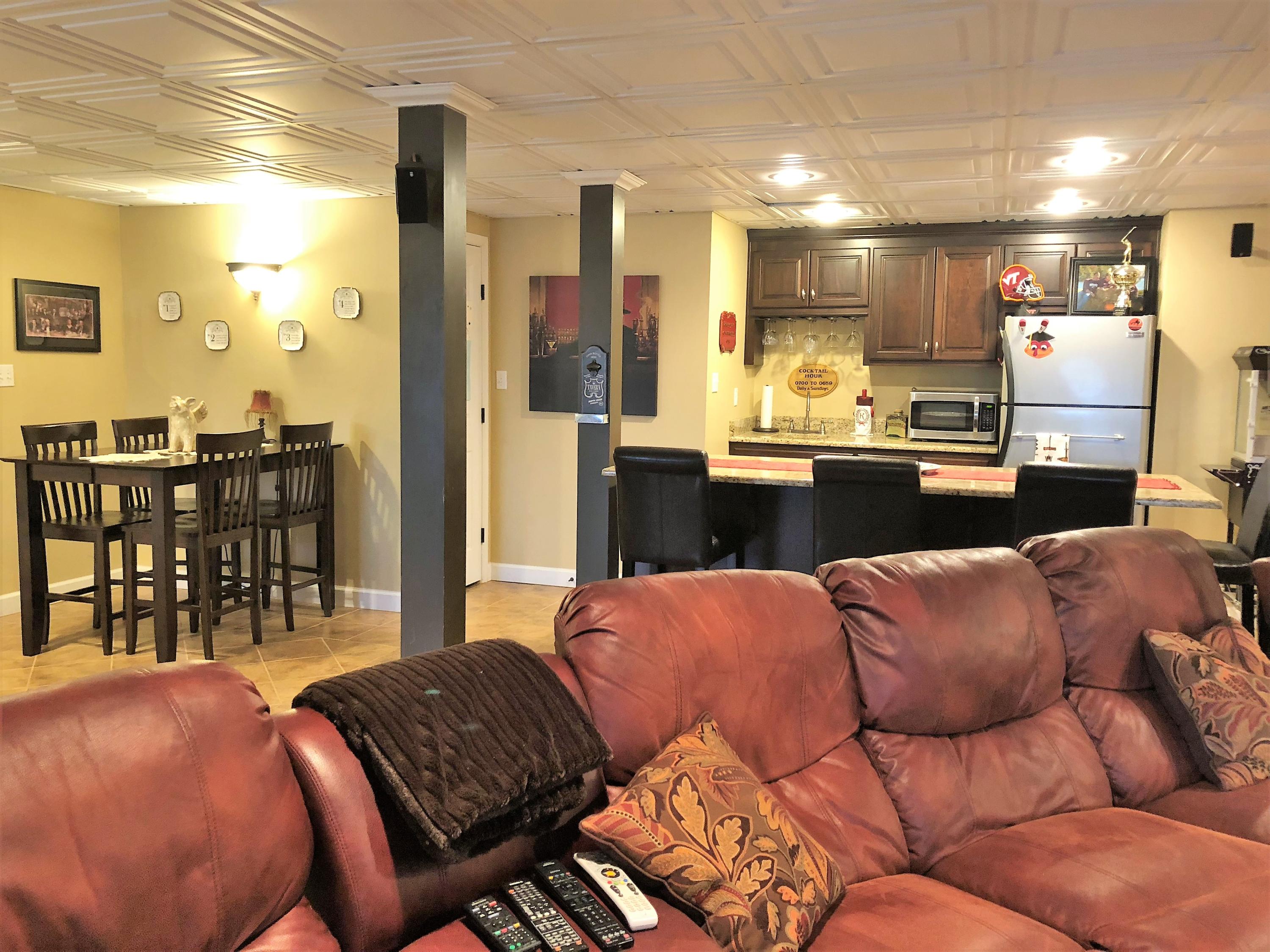 839 Morewood Road Hardy, VA 24101 - Photo 45 of 64 Family Room