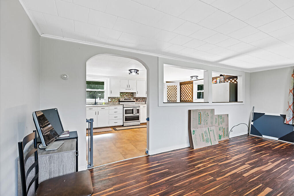 160 Livermore Falls Road Farmington, ME 04938 - Photo 26 of 44 18_BP5A4245_DxO_mls