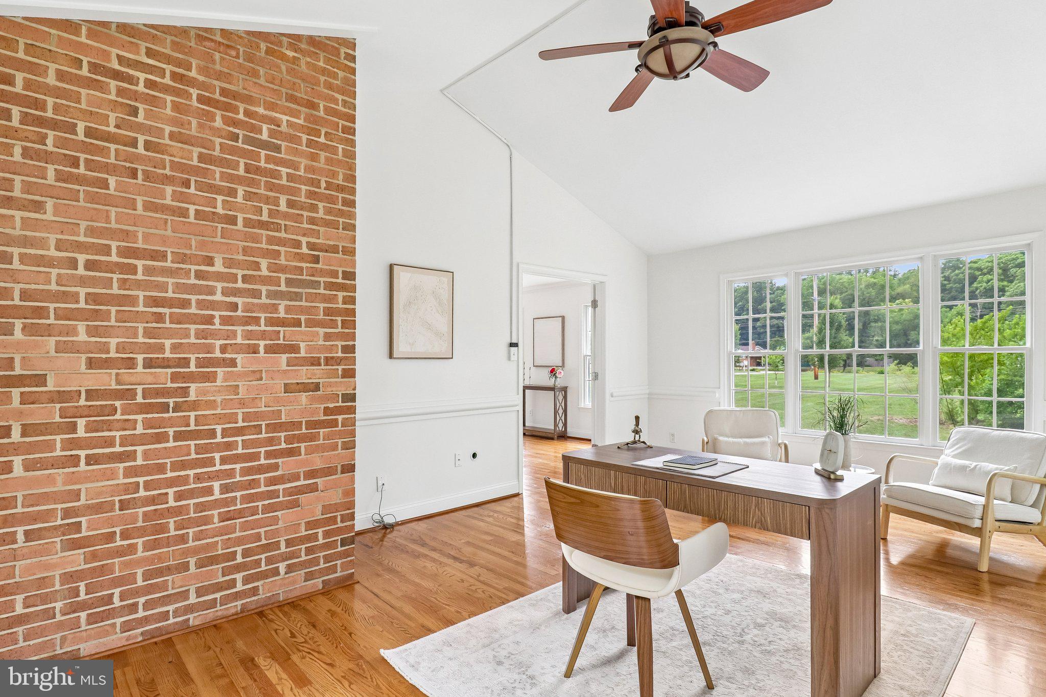 4940 Bryantown Road Waldorf, MD 20601 - Photo 23 of 102 Windows on three walls