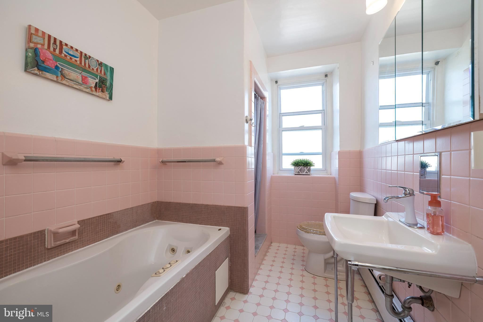 909 Marlyn Road Philadelphia, PA 19151 - Photo 17 of 28