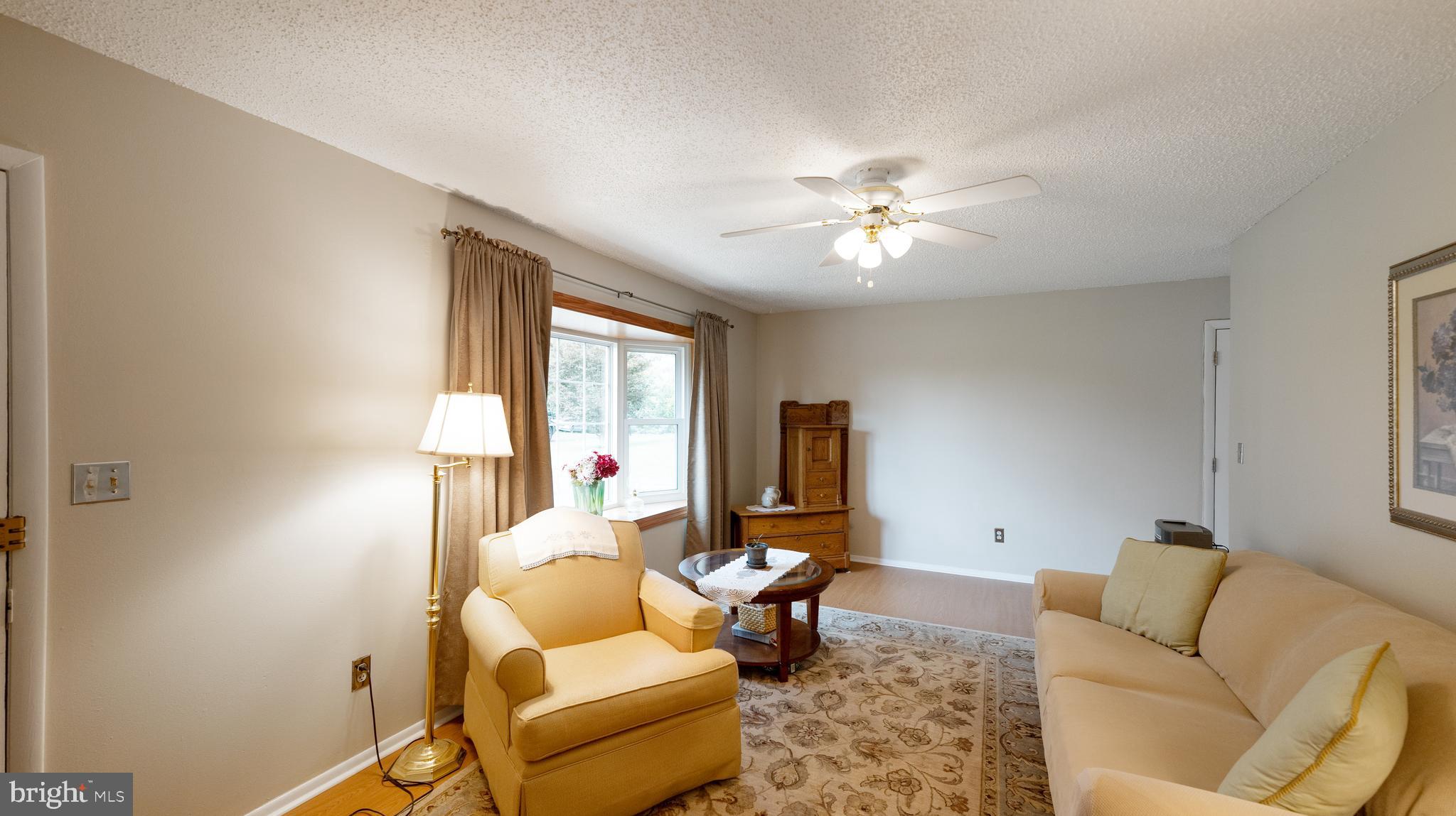 1621 Thomas Drive Point of Rocks, MD 21777 - Photo 5 of 46