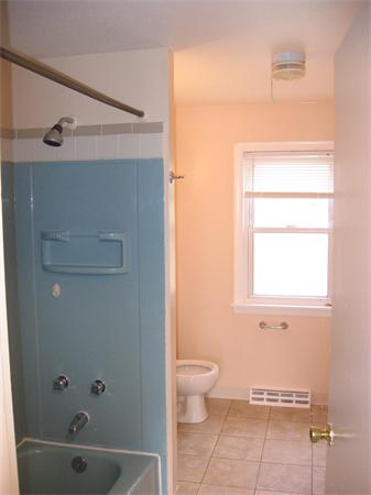 865 Bradley Road Springfield, MA 01109 - Photo 9 of 12 Gallery Image 9
