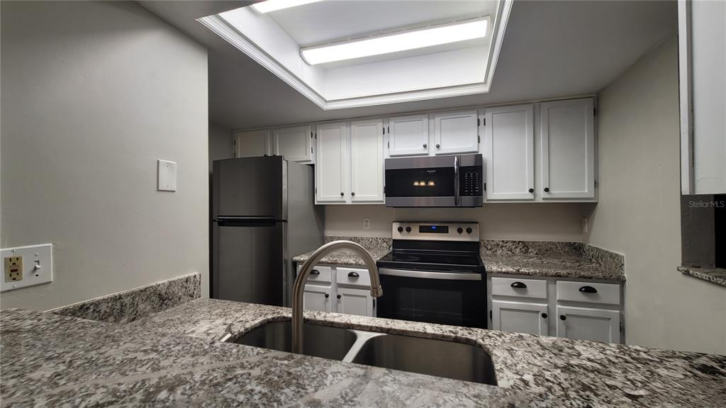 819 Southwest 57 Terrace Gainesville, FL 32607 - Photo 6 of 13