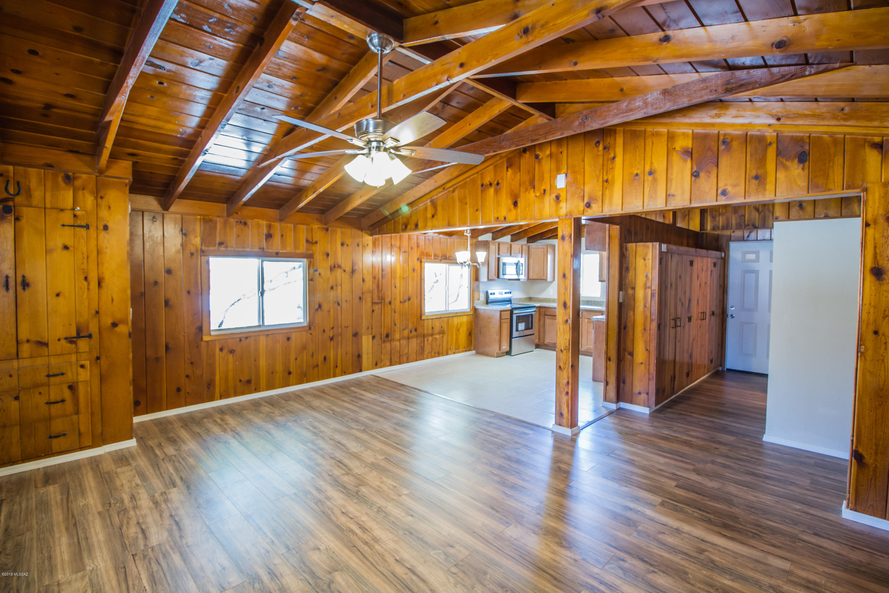 2751 West Mossman Road Tucson, AZ 85746 - Photo 13 of 28 Gallery Image 13
