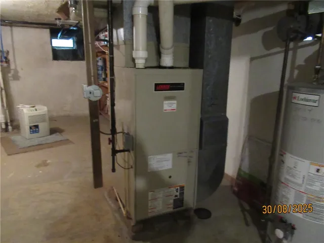 $325,000 | 9 Jefferson Avenue, Le Roy, NY 14482