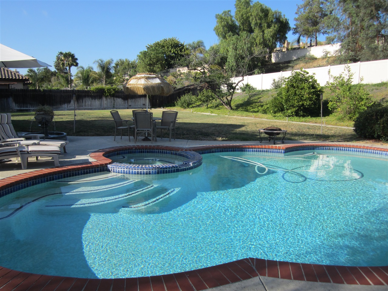 1622 Hackamore Road Oceanside, CA 92057 - Photo 2 of 25 Gallery Image 2