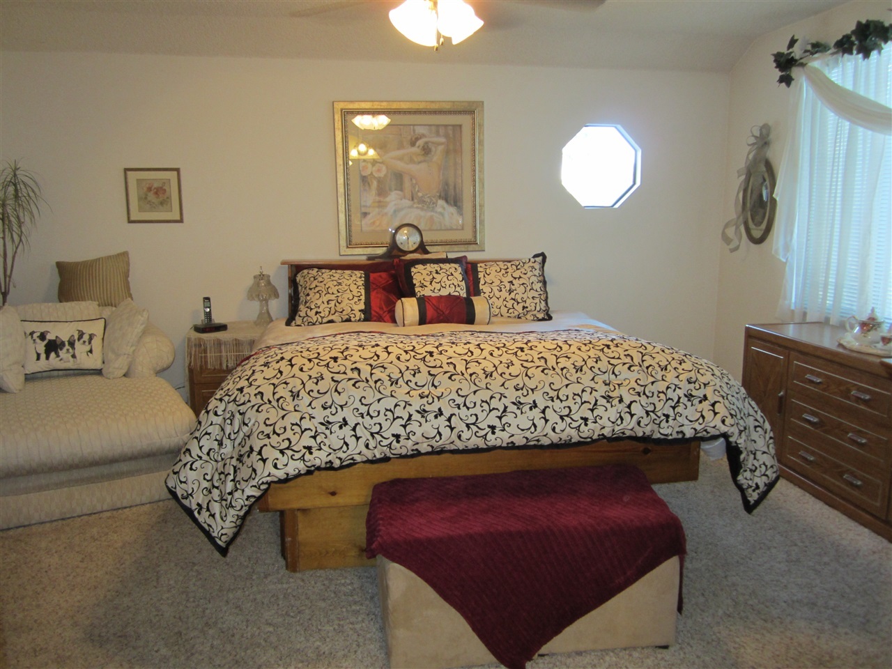 1622 Hackamore Road Oceanside, CA 92057 - Photo 13 of 25 Gallery Image 13