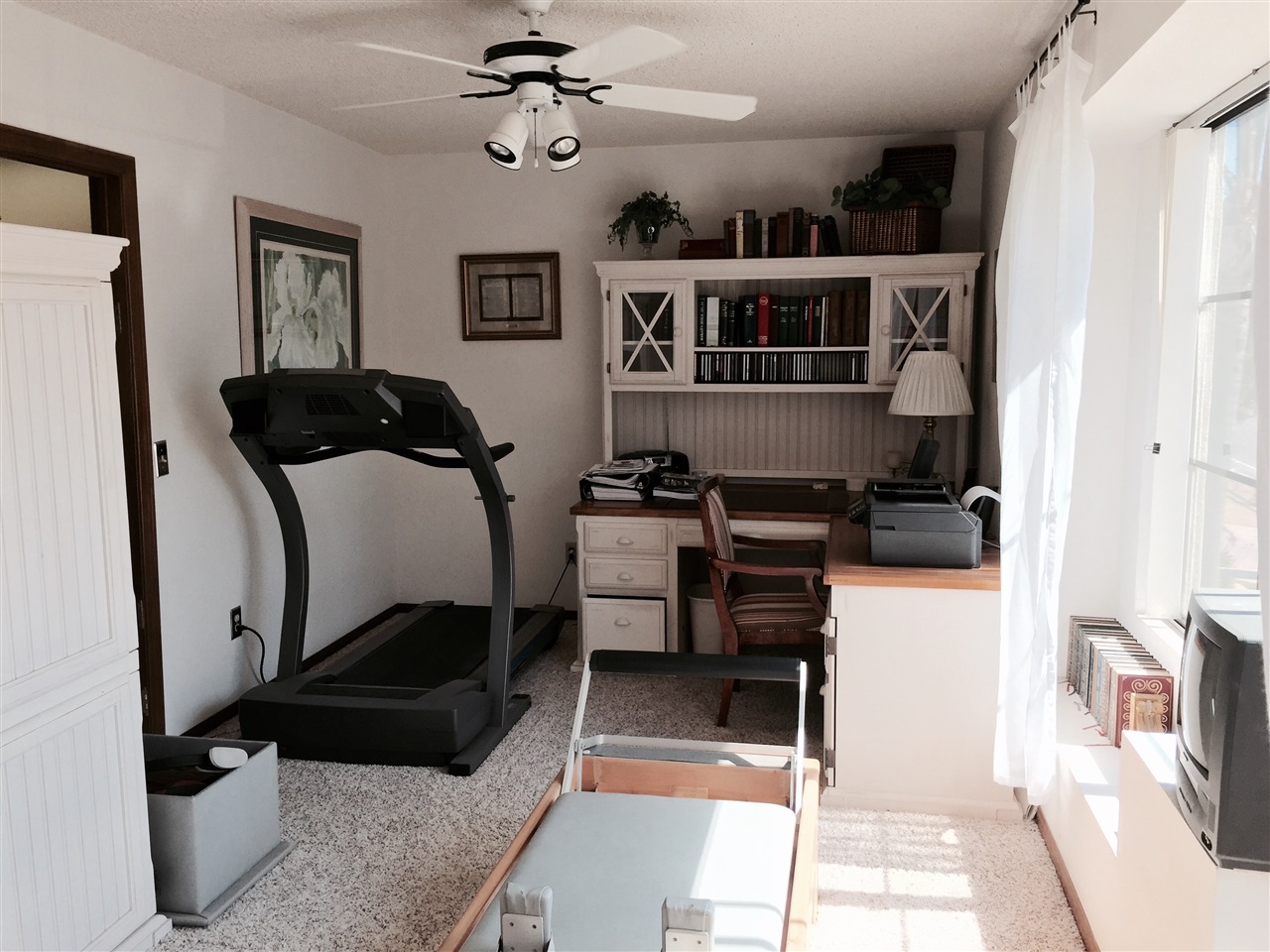 1622 Hackamore Road Oceanside, CA 92057 - Photo 18 of 25 19x11 bedroom with two closets, currently used as exercise room/office. Shares Jack & Jill bathroom.
