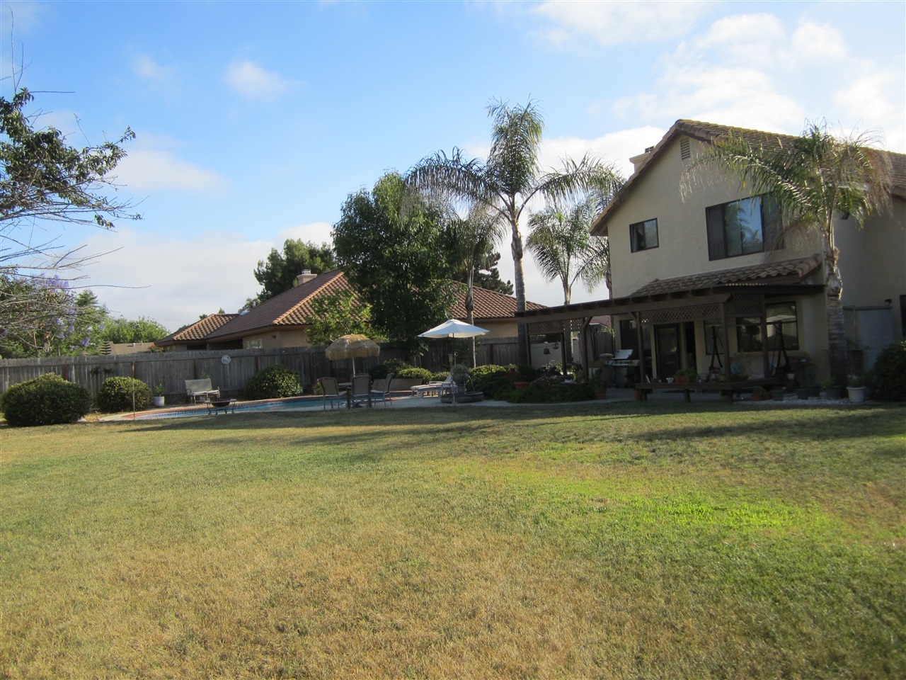 1622 Hackamore Road Oceanside, CA 92057 - Photo 3 of 25 Gallery Image 3