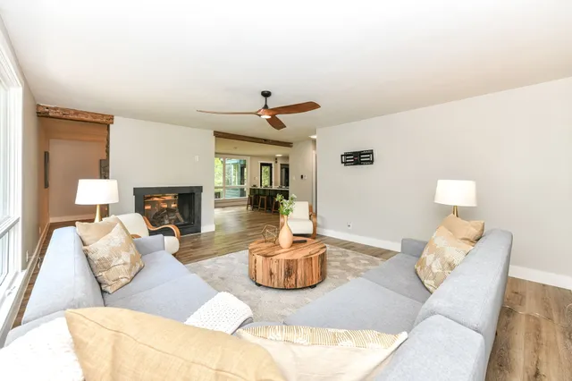 $600,000 | 3737 East 71st Street, Indianapolis, IN 46220