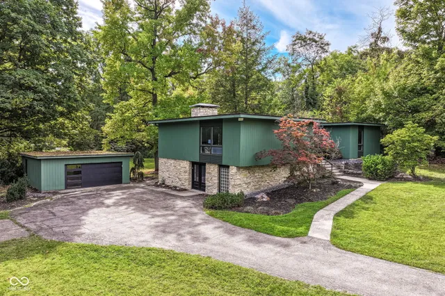 $600,000 | 3737 East 71st Street, Indianapolis, IN 46220