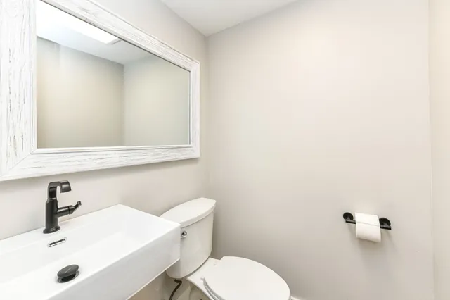 $600,000 | 3737 East 71st Street, Indianapolis, IN 46220