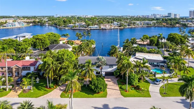 $2,790,000 | 2445 Southeast 8th Street, Pompano Beach, FL 33062