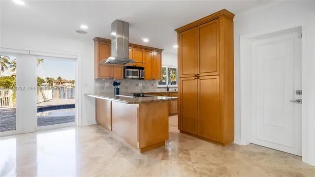 $2,790,000 | 2445 Southeast 8th Street, Pompano Beach, FL 33062