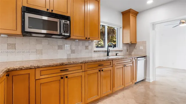 $2,790,000 | 2445 Southeast 8th Street, Pompano Beach, FL 33062