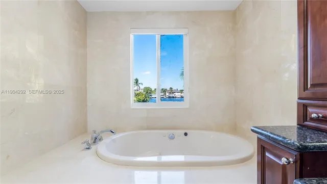 $2,790,000 | 2445 Southeast 8th Street, Pompano Beach, FL 33062
