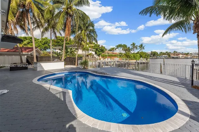 $2,790,000 | 2445 Southeast 8th Street, Pompano Beach, FL 33062