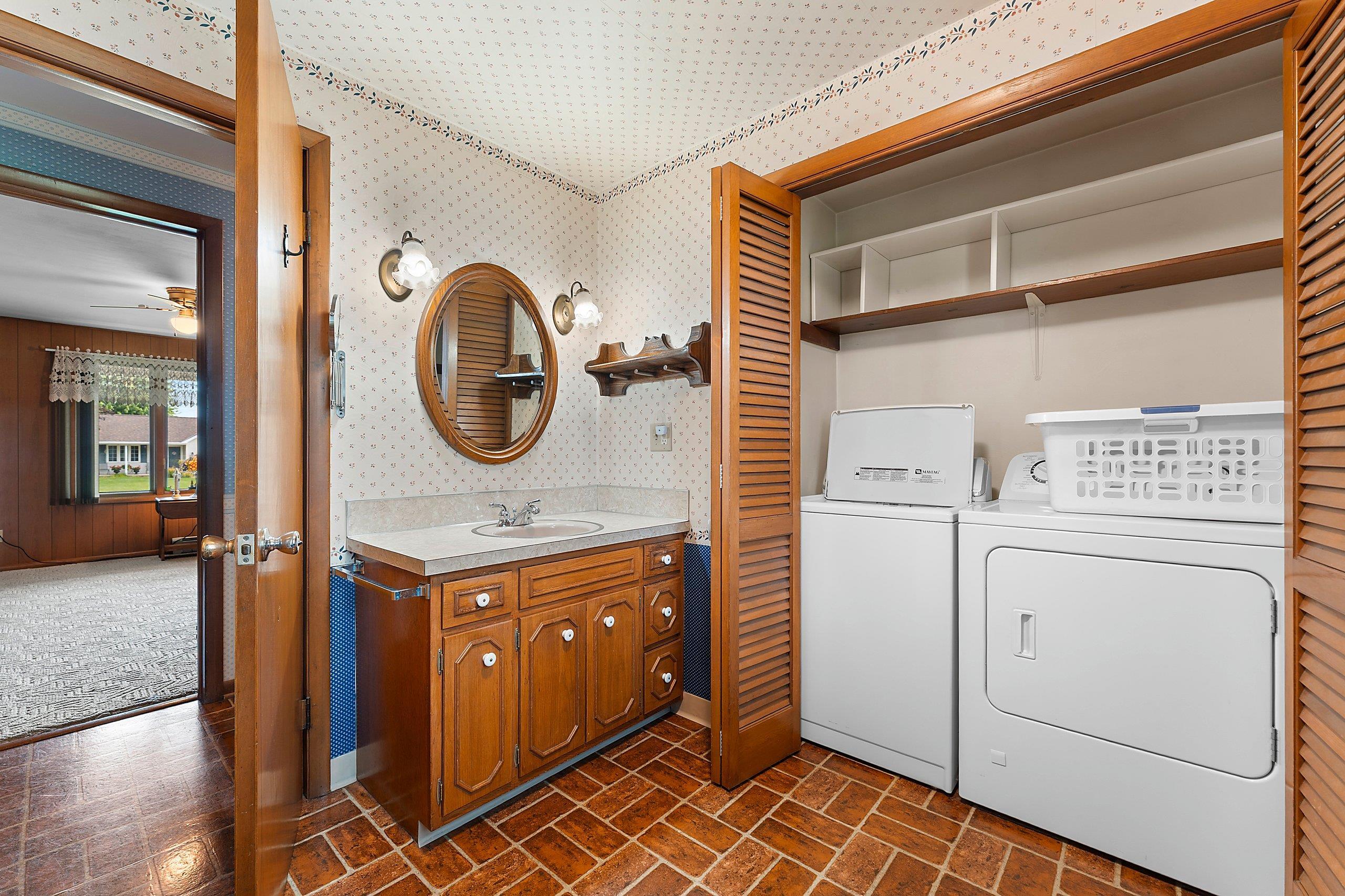 3024 Finger Road Green Bay, WI 54311 - Photo 46 of 74