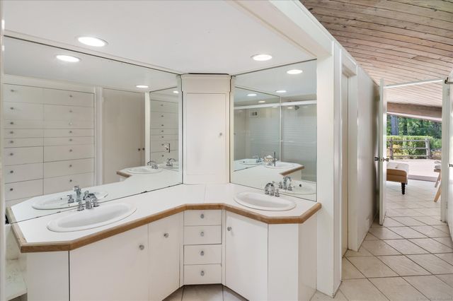 a kitchen with granite countertop lots of counter top space