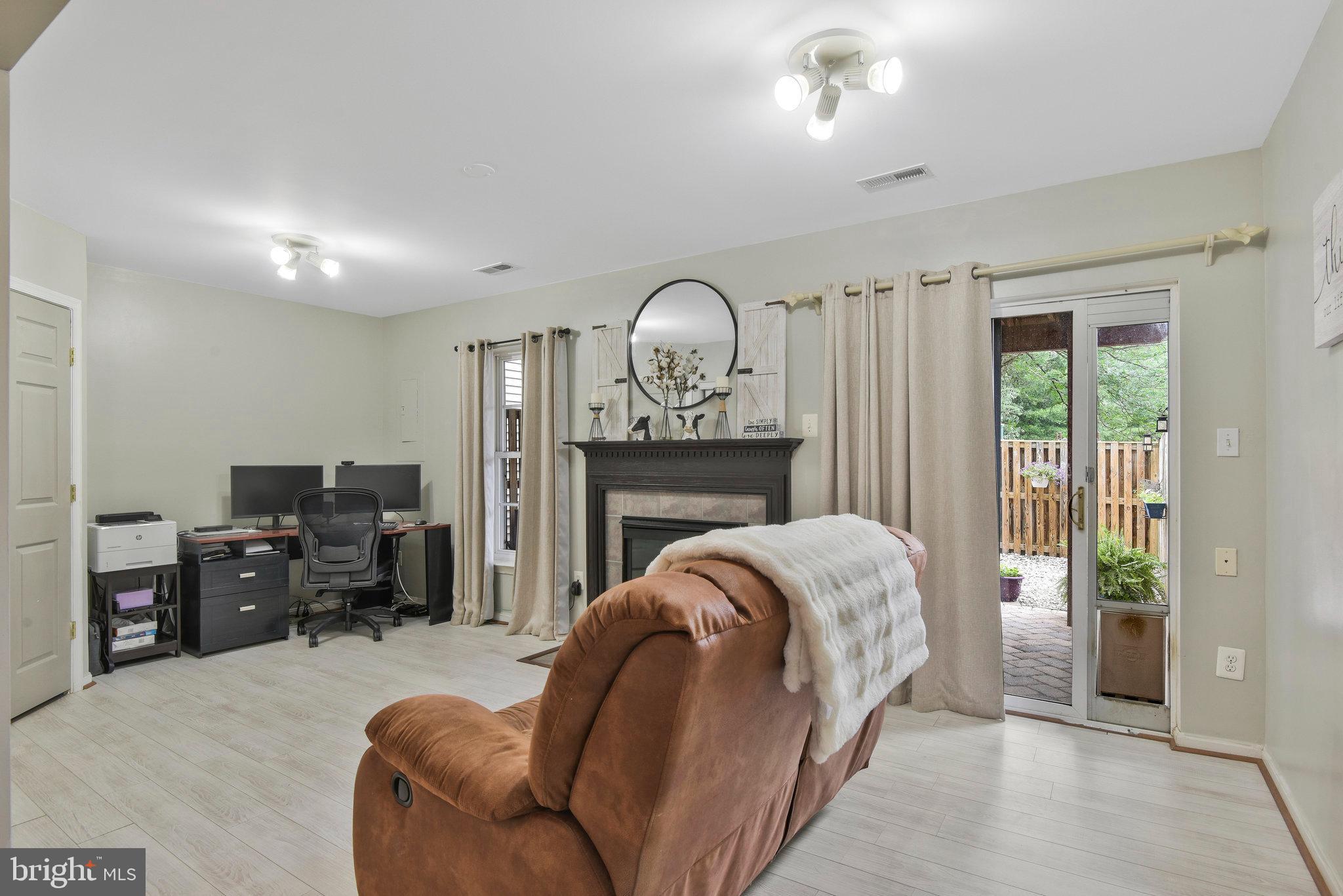 8915 Benchmark Lane Bristow, VA 20136 - Photo 13 of 33