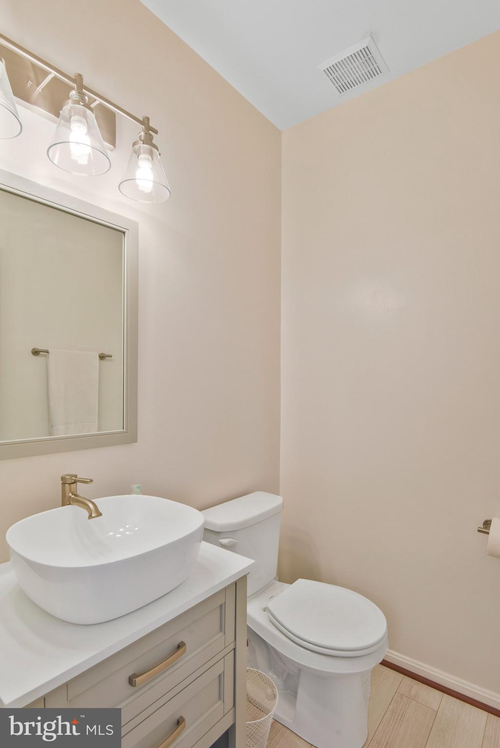 8915 Benchmark Lane Bristow, VA 20136 - Photo 18 of 33