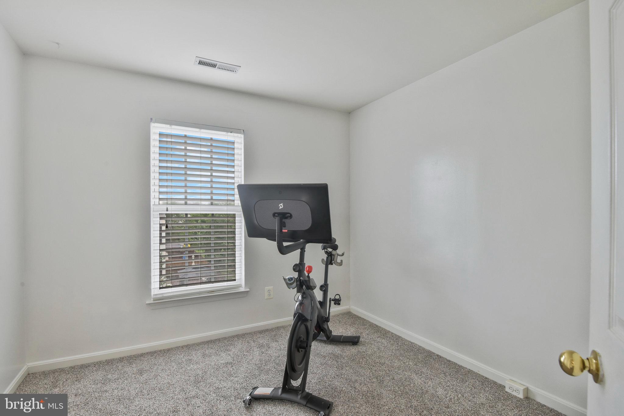 8915 Benchmark Lane Bristow, VA 20136 - Photo 22 of 33