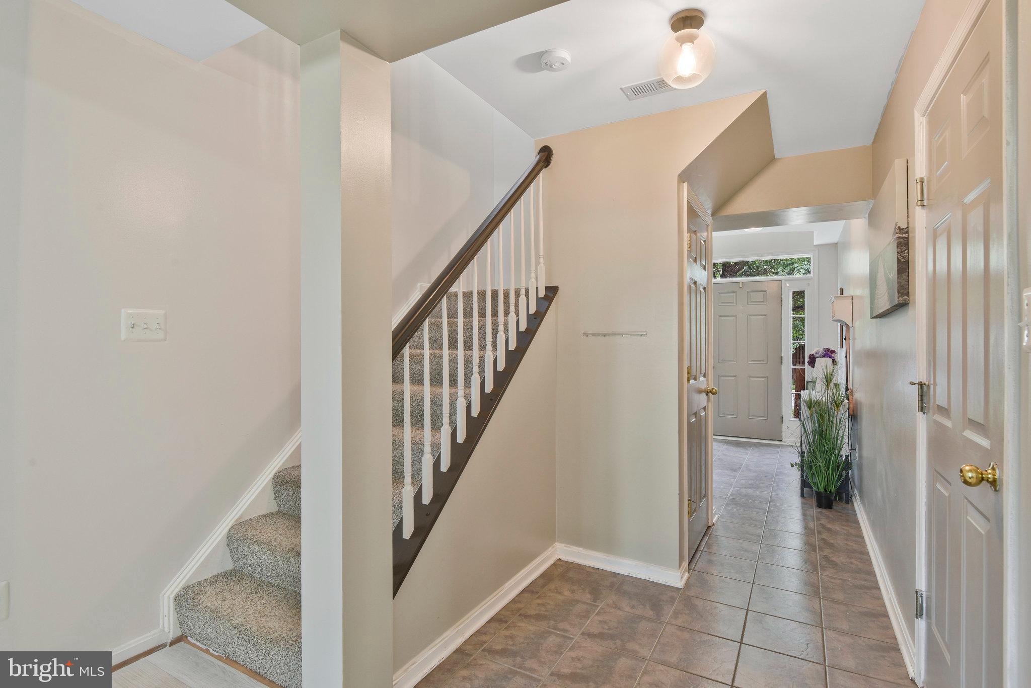 8915 Benchmark Lane Bristow, VA 20136 - Photo 10 of 33