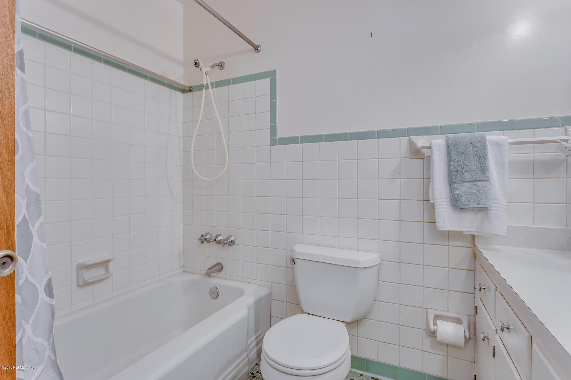 7415 Hennessy Road Jacksonville, FL 32244 - Photo 20 of 36 bath-4